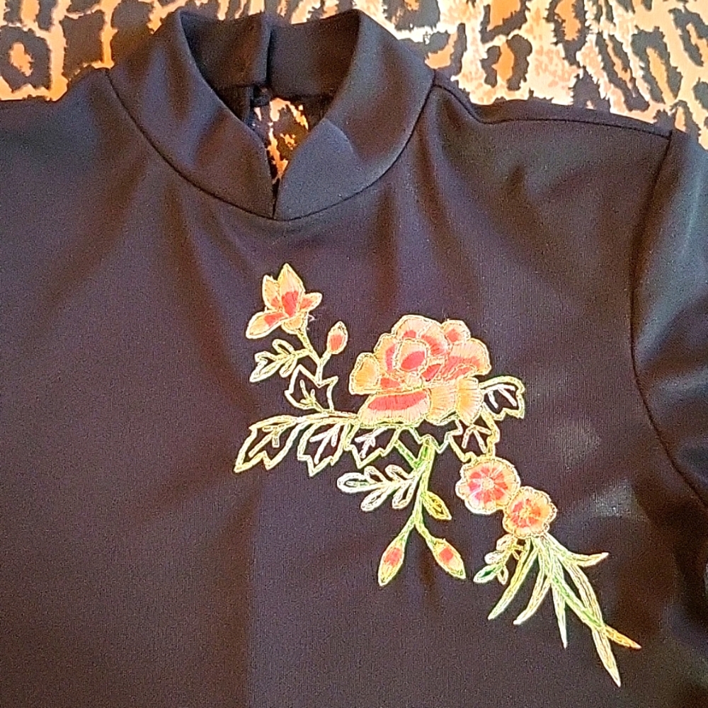 Vintage Black Mandarin-Inspired Sheath Dress, Pink/Orange Floral Embroidery, 8 - Picture 10 of 16